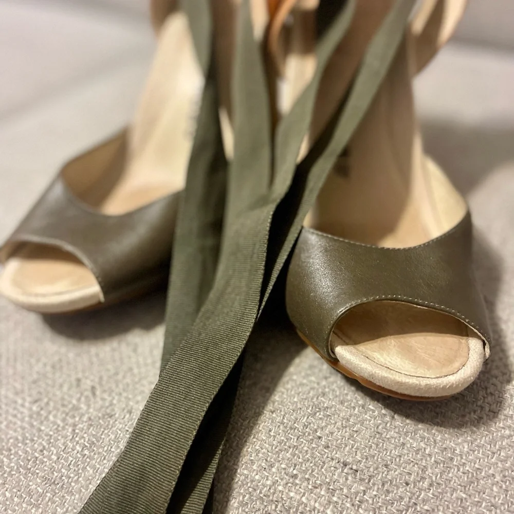 Tsubo Olive Wrap Peep-Toe Wedge Sandals